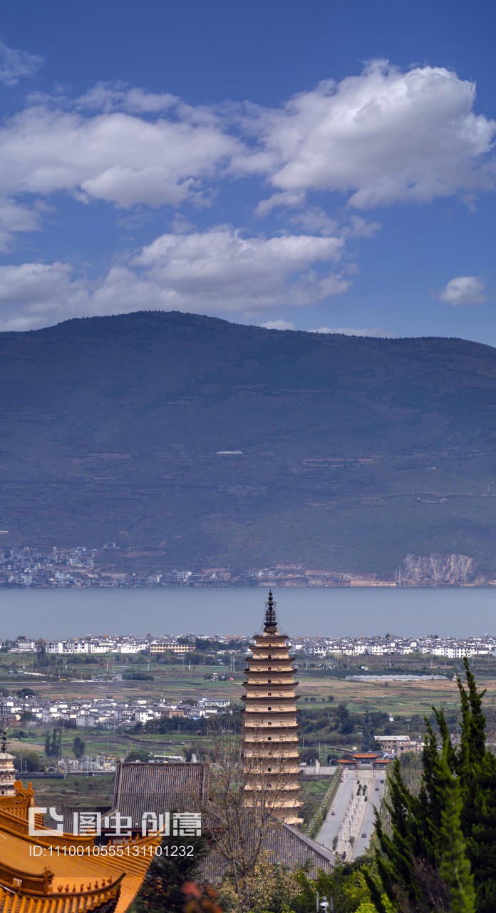 云南省大理三塔崇圣寺建筑风光