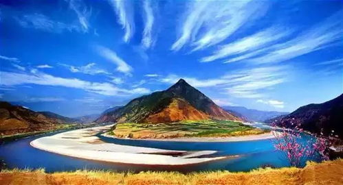 徒步虎跳峡 探秘老君山
