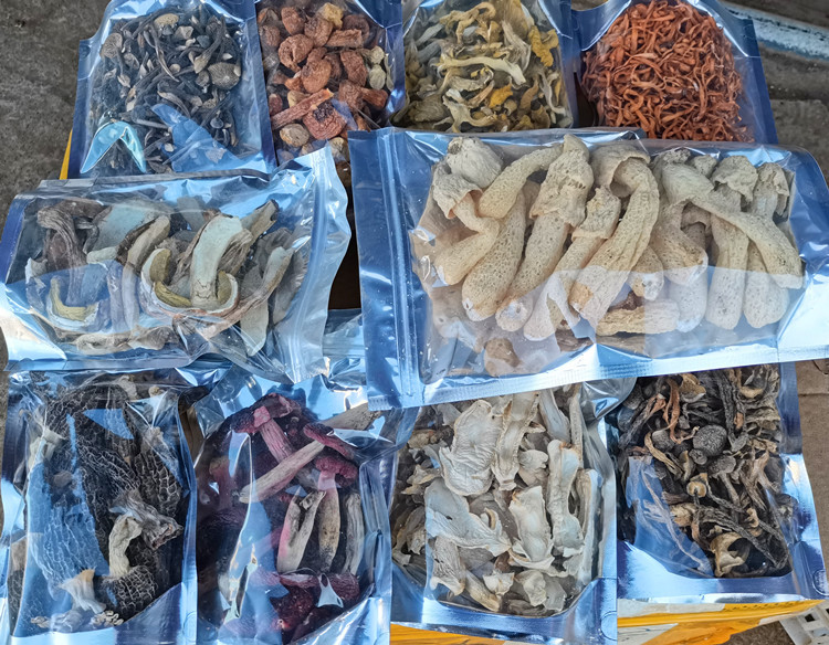野生牛肝菌羊肚菌干货云南菌菇礼盒鹿茸美味农产品食用姬松茸竹荪